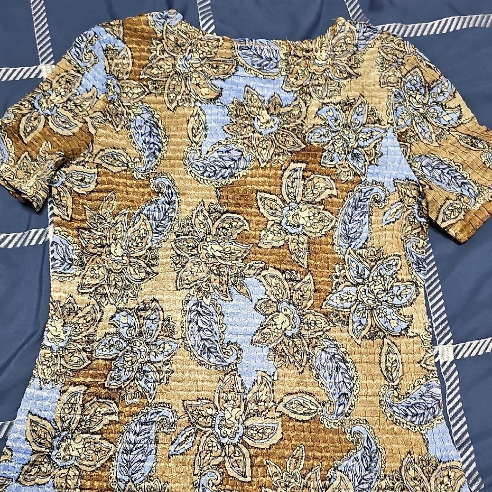 JM Collection Blue and Brown Floral Short Sleeve Top - Picture 5 of 5